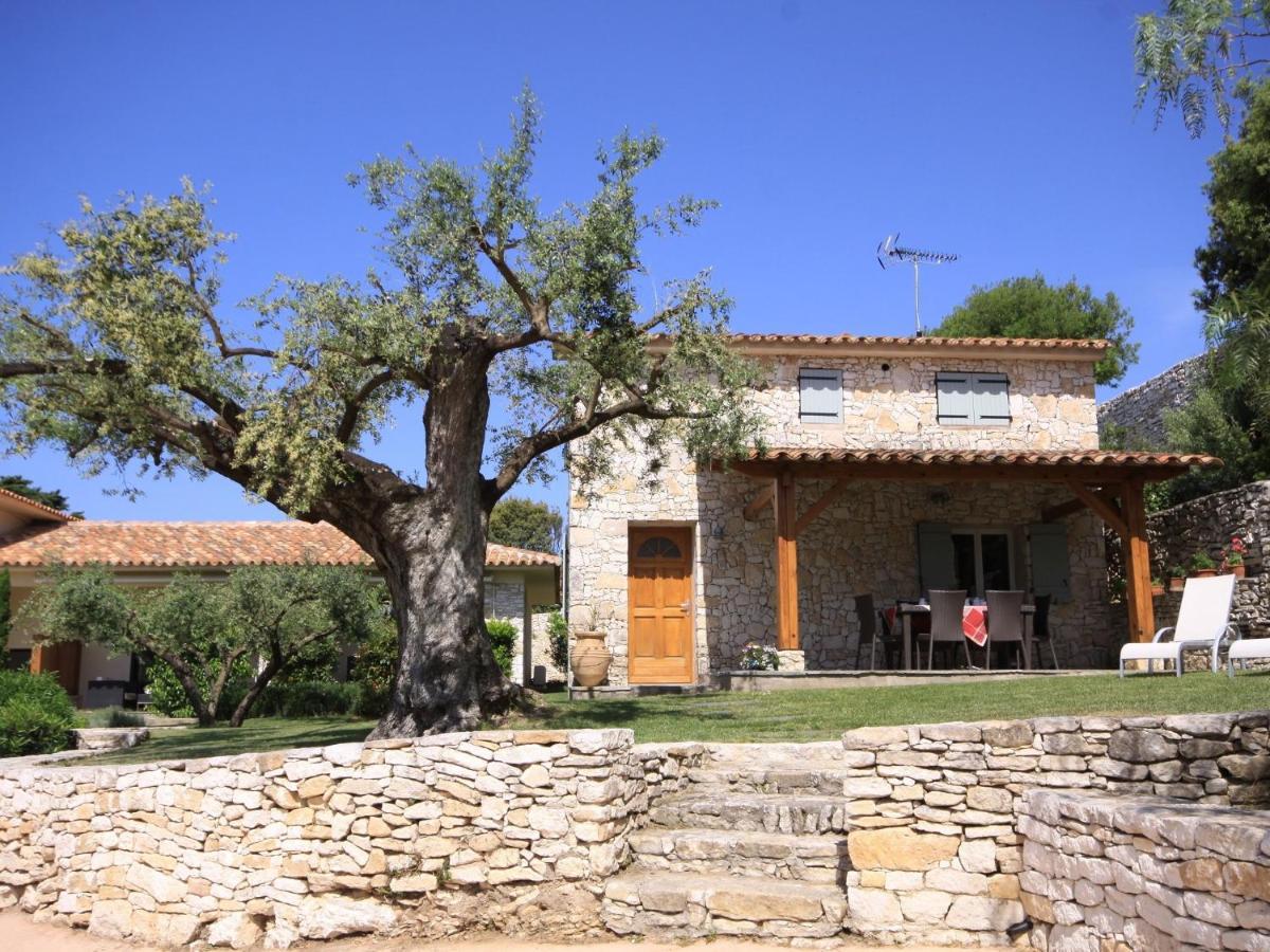 Villa Sanchez Bonifacio  Ngoại thất bức ảnh